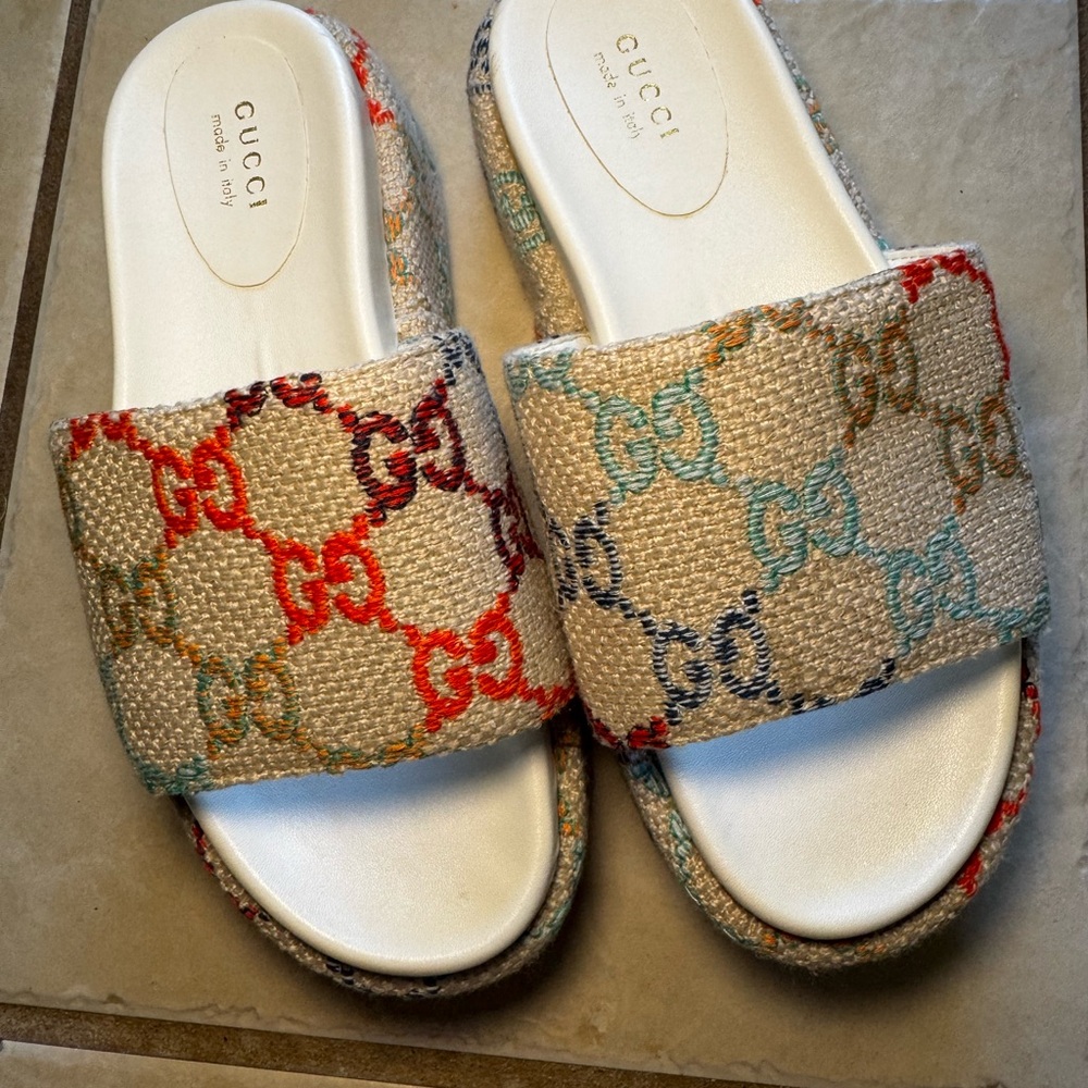 Multicolored Monogram Patterned Platform Slides S… - image 3